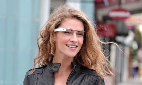 Google Glass のレビュー、プライバシー、社会的受容、法的要素