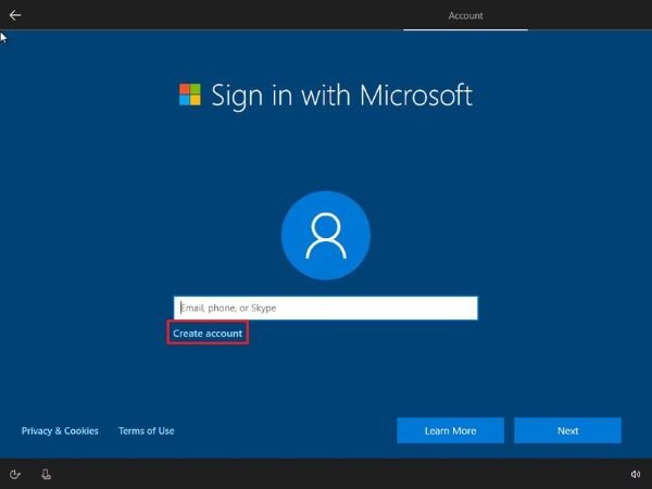Windows Home のインストール中またはインストール後にローカル アカウントを作成する